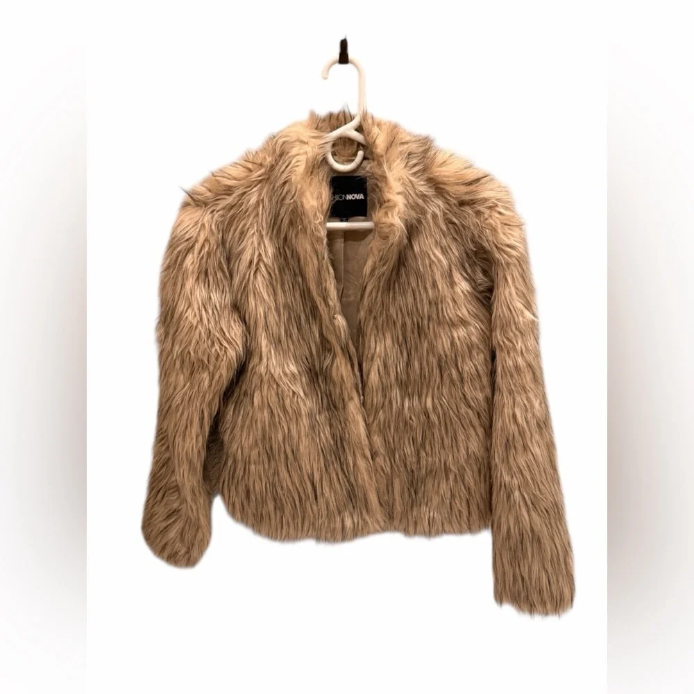 Fashion Nova Womens Jacket Faux Fur Brown Beige Pockets Lined Size Medium